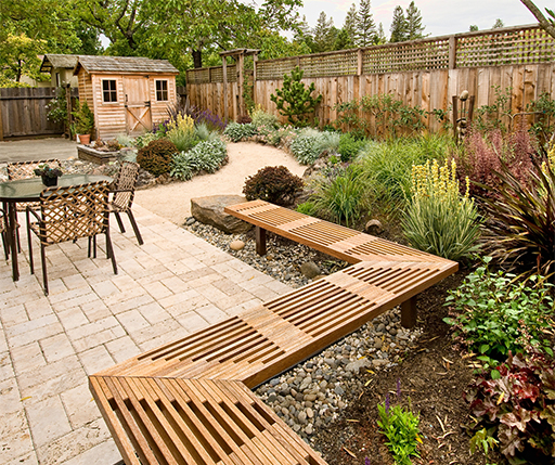 Outdoor Living Area Design in Renton